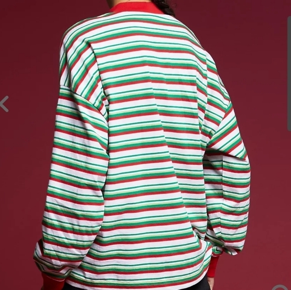 NWT Disney Hot Topic Christmas Mickey Mouse oversized mockneck long sleeve shirt - Picture 3 of 8